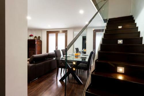 Fr26 Luxurious Apartment, 2 Minutes From Cathedral