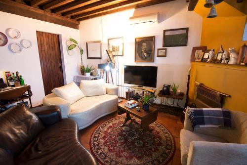Hostal Casa Visconde De Bouzoes