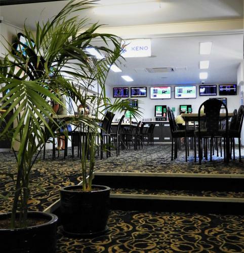 Posada Railway Hotel Bundaberg