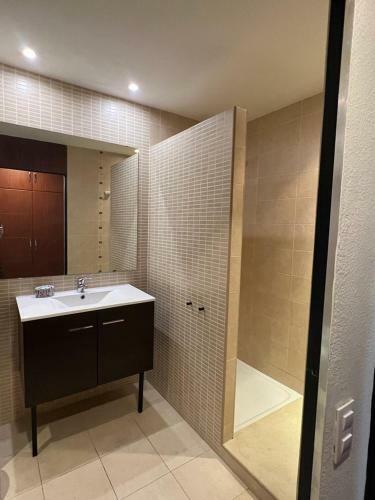 Monkeys Apartments La Campana Suites
