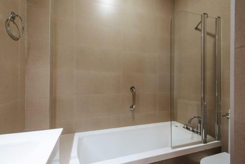 Apartamento Puerta Real - Free Parking