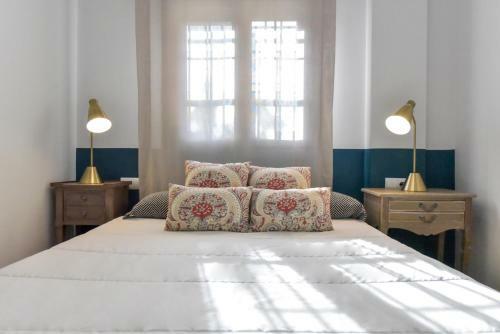 New! Retro Apartment In Central Neighbourhood