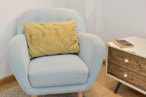 New! Retro Apartment In Central Neighbourhood