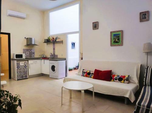 Apartamento El Duque Blanco.aut�ntica Sevilla.centro.con Patio