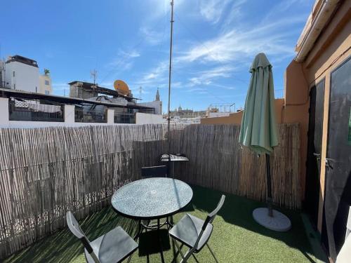 J2 Apartment With Cathedral Views From Terrace