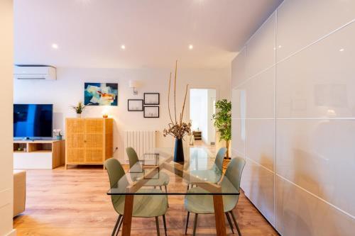 Apartamento C�ntrico Y Luminoso �tico
