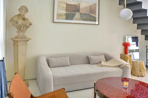 Apartamento Moderno Duplex Sevillano