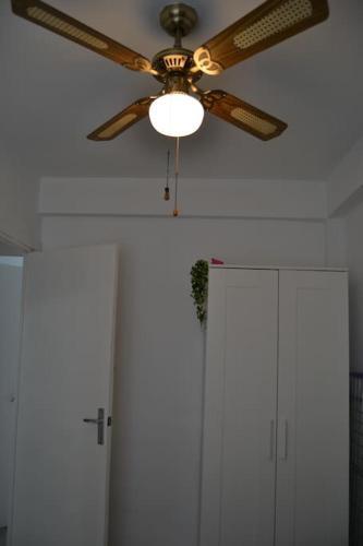 Cozy And Well Connected Apartment