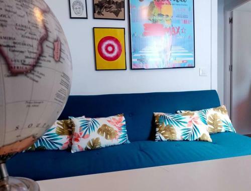 Luminoso Apartamento En El Centro, Con Mucho Arte