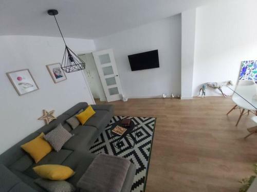 Luminoso Apartamento En El Centro, Con Mucho Arte