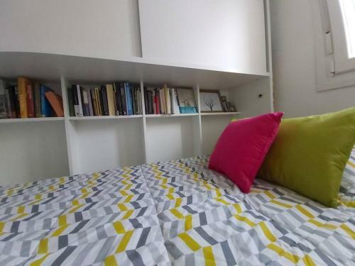 Luminoso Apartamento En El Centro, Con Mucho Arte