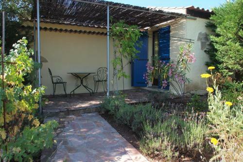 Bed & Breakfast Le Mas Du Rouquan