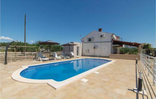 Holiday Home Pelegrin 58