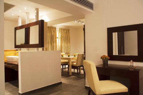 Hotel 12 Months Luxury Resort
