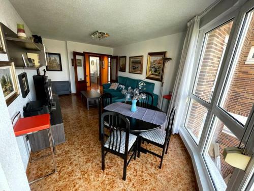 Apartamento Casa Playa Berria/santo�a