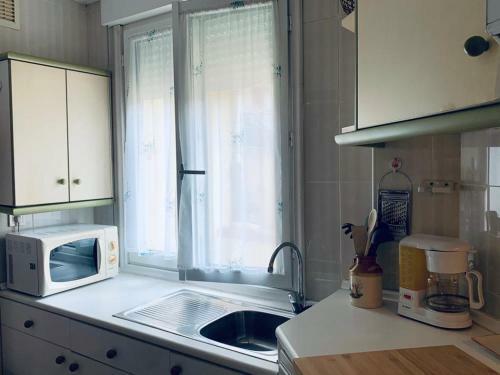 Apartamento Cerca de La R�a Con Parking Incluido By Insidehome