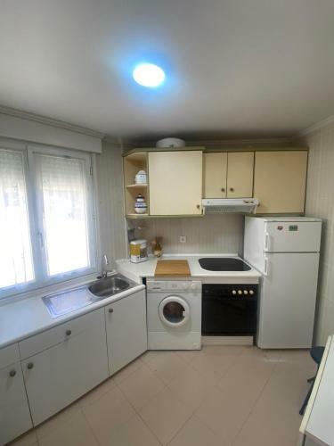 Apartamento Cerca de La R�a Con Parking Incluido By Insidehome