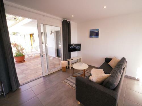 Apartamento Ventoso , Modern Rustic Stay