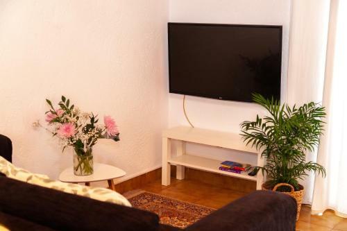 Apartamento Ventoso , Modern Rustic Stay