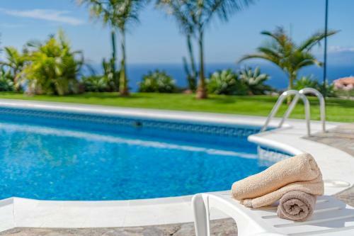 Sea La Vie Apartment - Adults Only