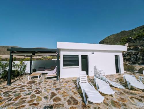 Sea View House Pride & Joy - Adults Only