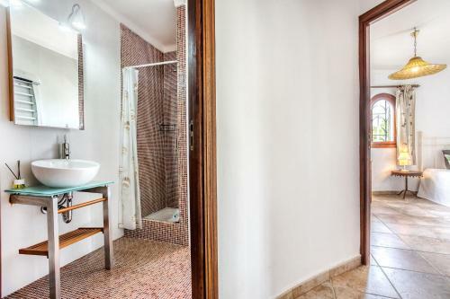 Apartment Oasis Cala Santanyi With Shared Pool