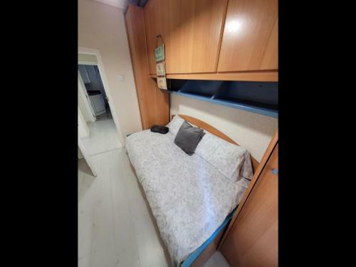 Apartamento Coqueto Piso Buena Ubicaci�n