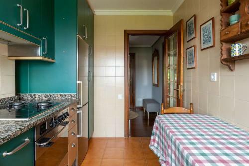 Apartamento Playa Del Sardinero Con Parking