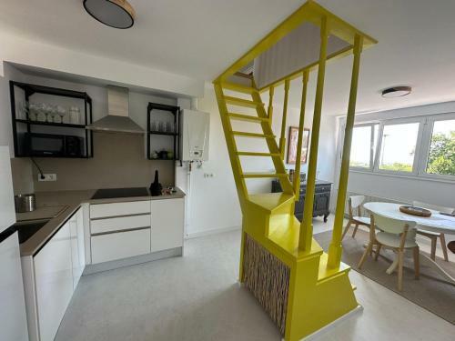 Design Apartment With Garage
