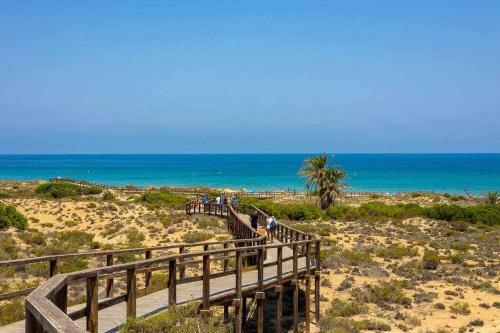 Precioso Apartamento Junto A La Playa De Carabassi