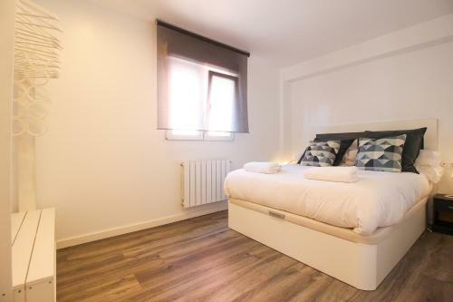 Apartamento C�ntrico Con Aparcamiento