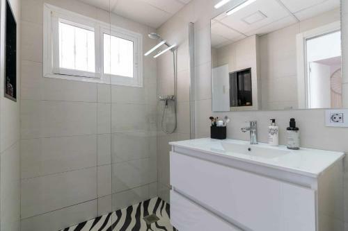 Apartamento Rentafive Nuevo Parking AA Ascensor
