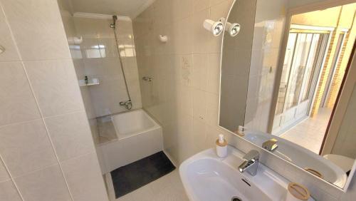 Apartamento Casa De Baba Aga Beach 80m