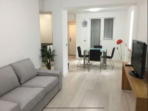 Bonito Apartamento En Tetu�n