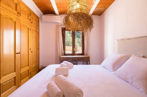 Villa Your Perfect Hideaway Only 5 Minutes From Ibiza