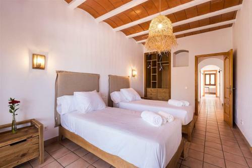 Villa Your Perfect Hideaway Only 5 Minutes From Ibiza