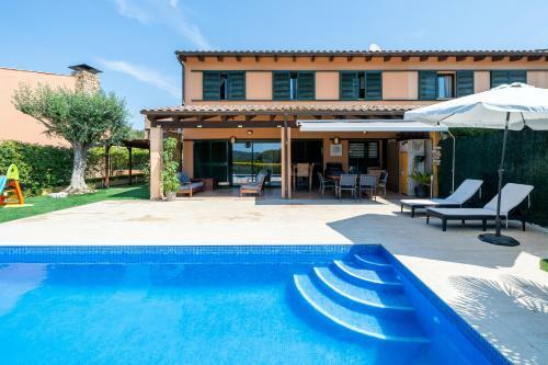 Hauzify I Villa Sagrera