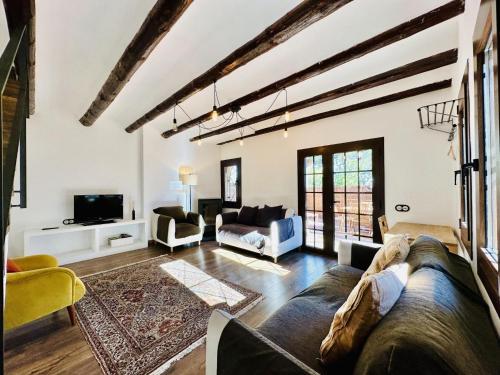 Agudes Costabravasi