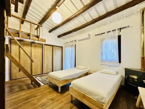 Agudes Costabravasi