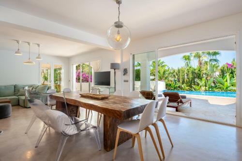 Villa Amarantos