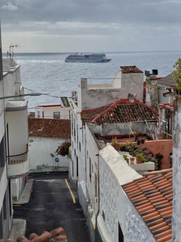 Casita Drago - Cozy Traditional House With Nice Terrace