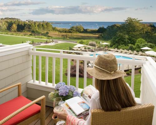 Hotel Inn By The Sea