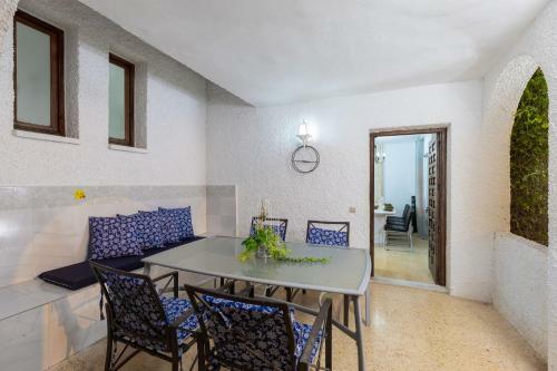 Villa Happy Place By Fidalsa