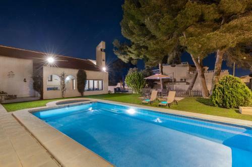 Villa Happy Place By Fidalsa