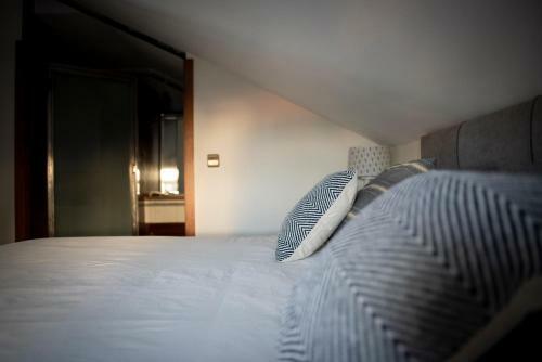 Apartamento Fabulos �tico Con Vistas Al Monasterio