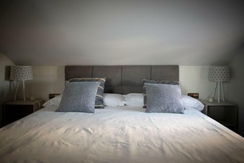 Apartamento Fabulos �tico Con Vistas Al Monasterio