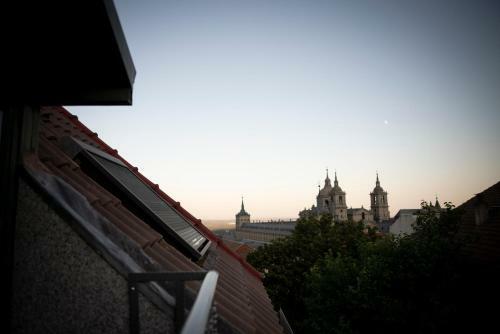 Apartamento Fabulos �tico Con Vistas Al Monasterio