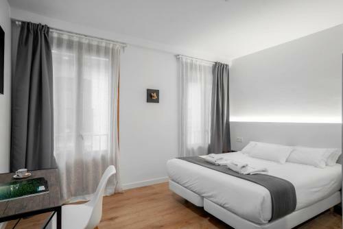 Hostal 32 De Agosto Rooms
