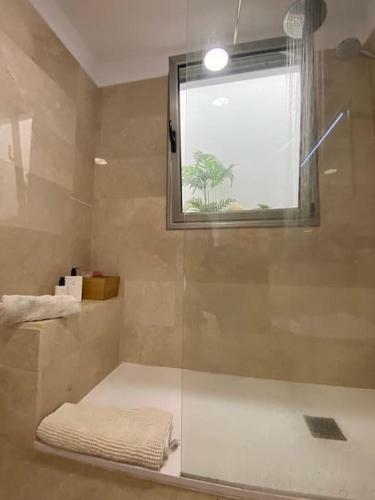 Amazing Luxury Seafront Villa Near Golf & Ocean