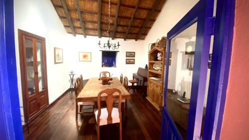C-canarias Style Big House